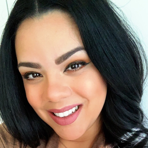 Meet your Posher - Picture 6 of 8